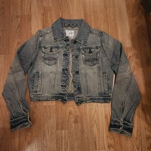 Vintage No Boundaries Distressed Faded Look Denim Jean Jacket Small